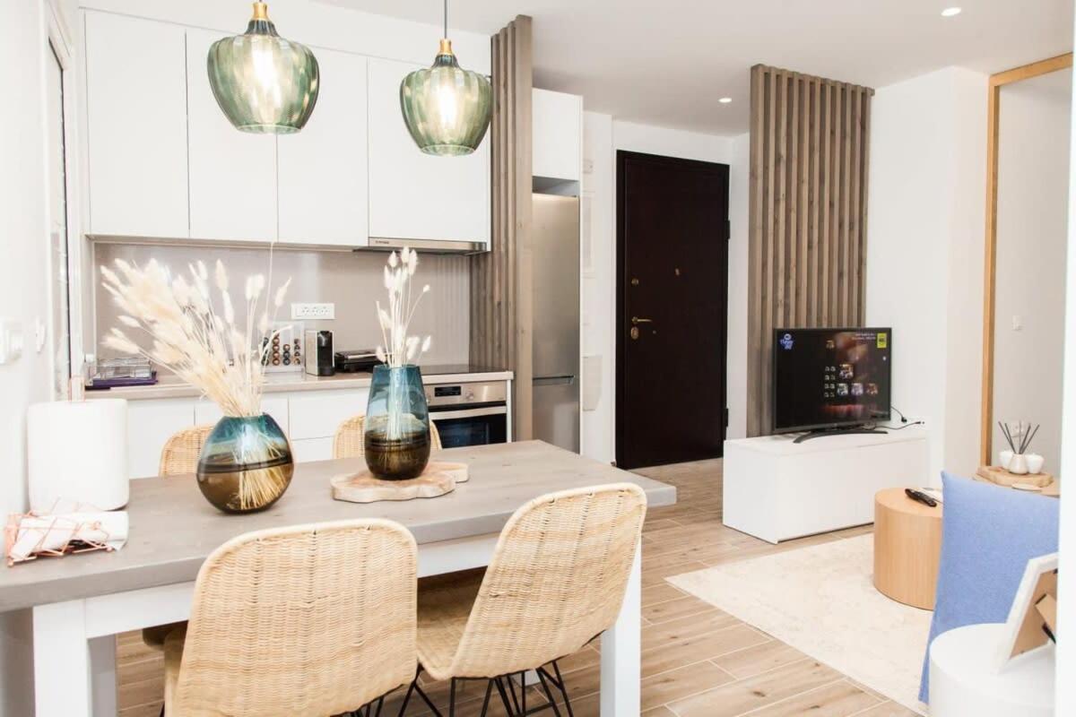 Comfortable 2 Bd Apt Near Sintagma Square アテネ エクステリア 写真