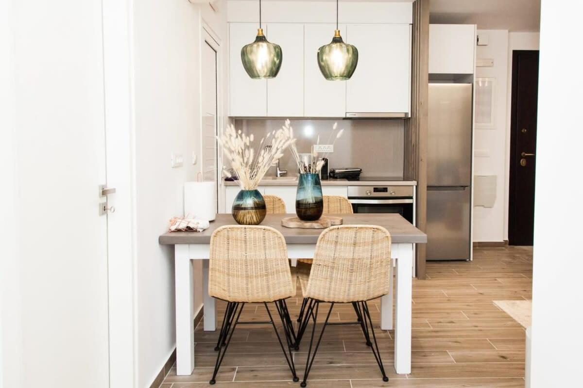 Comfortable 2 Bd Apt Near Sintagma Square アテネ エクステリア 写真